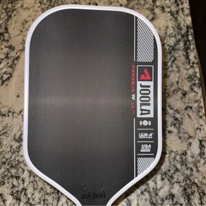 Joola Perseus v4 Paddle